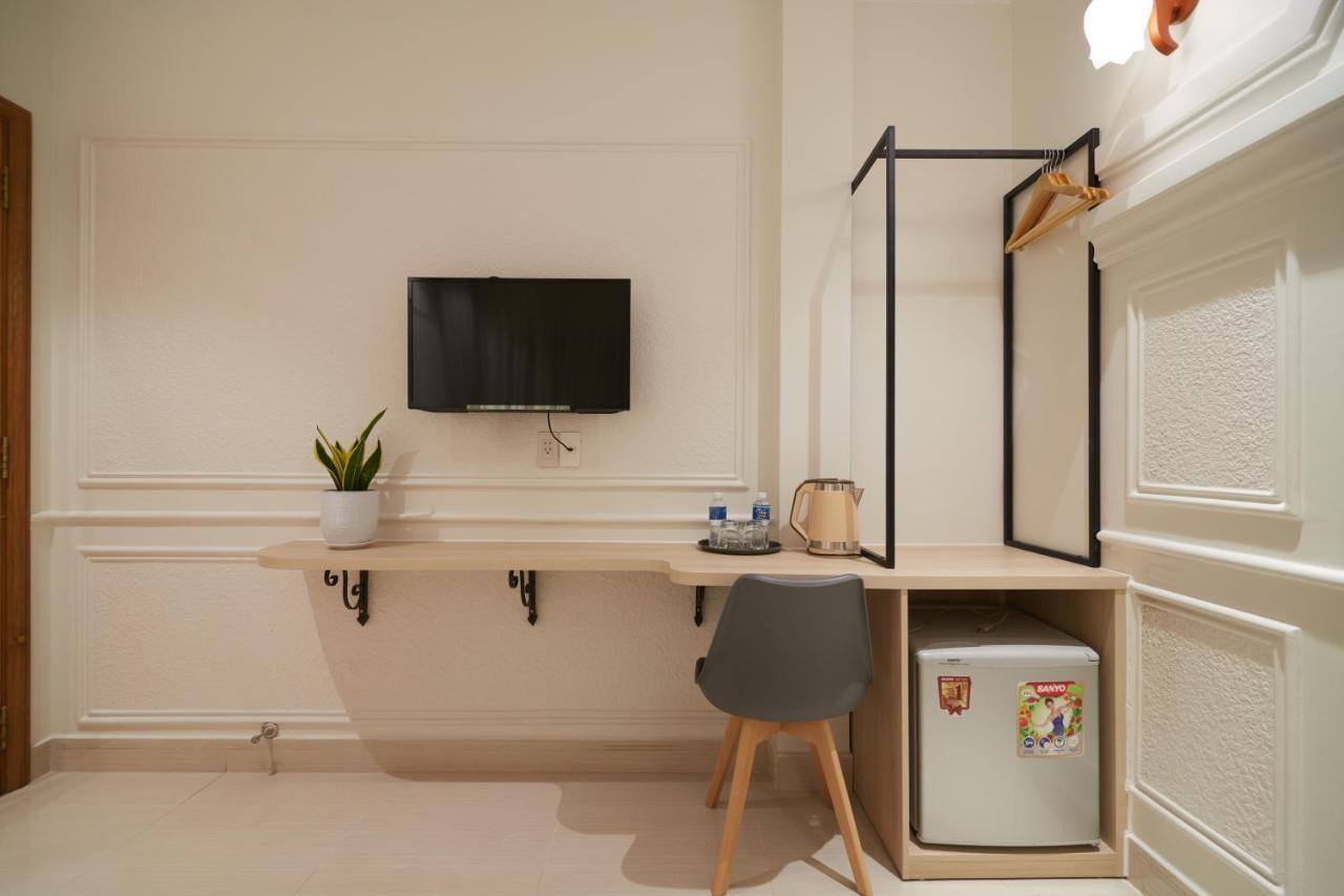 Bin Bin 10 - Mimosa Near Tan Son Nhat Airport Khách sạn