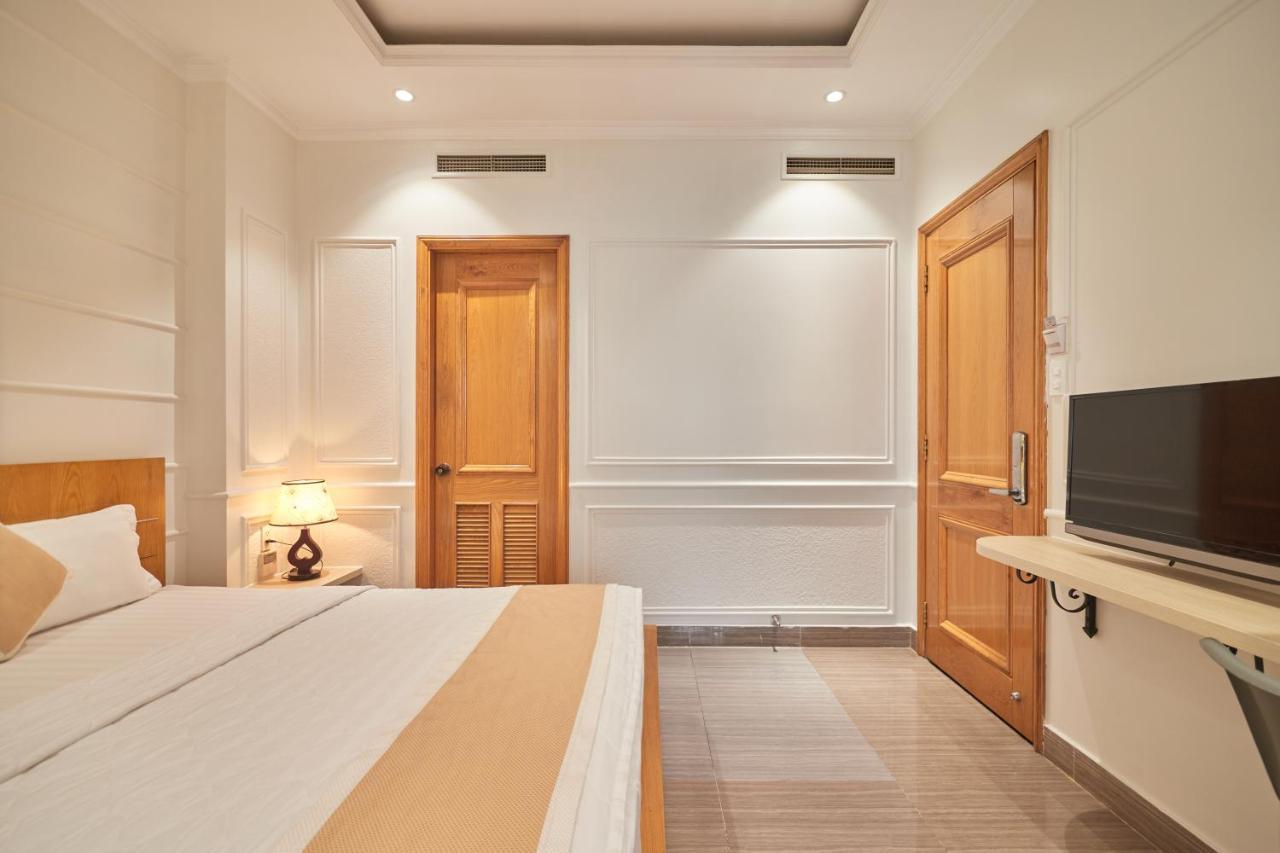 Bin Bin 10 - Mimosa Near Tan Son Nhat Airport Khách sạn